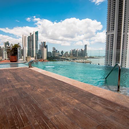 Innfiniti Hotel & Suites Panama Stadt Exterior foto