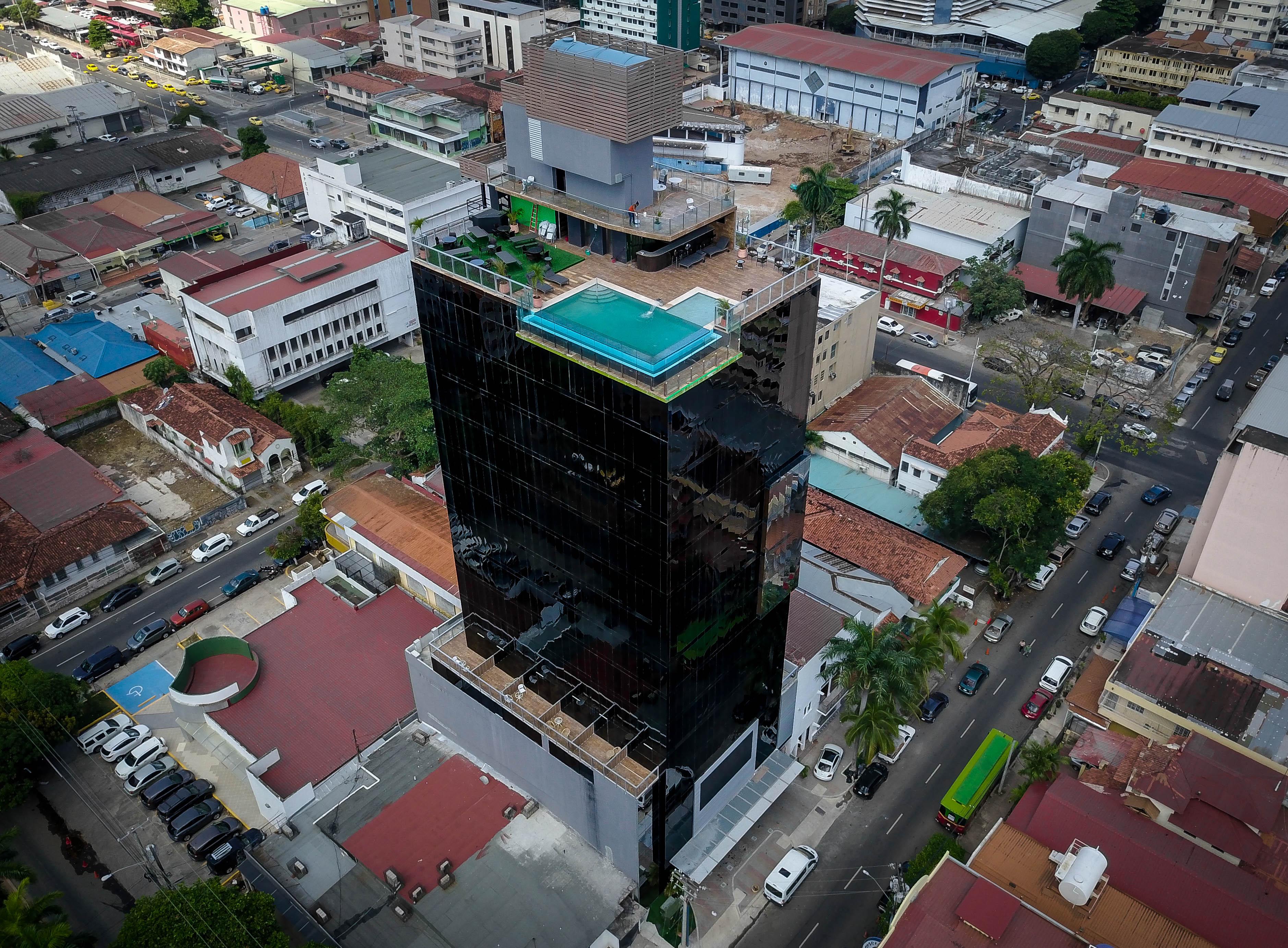 Innfiniti Hotel & Suites Panama Stadt Exterior foto